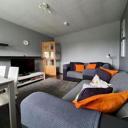 2 Bedroom, Free Parking & Netflix Near Hospitals Aberdeen Bagian luar foto