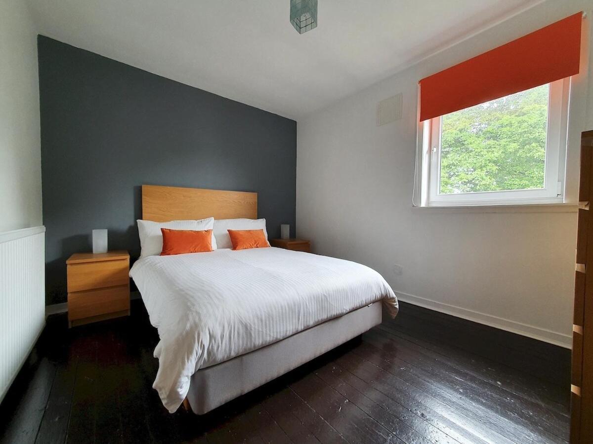 2 Bedroom, Free Parking & Netflix Near Hospitals Aberdeen Bagian luar foto